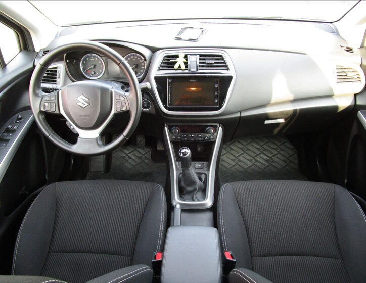 Suzuki SX4 Hatchback 998,0 82 kw