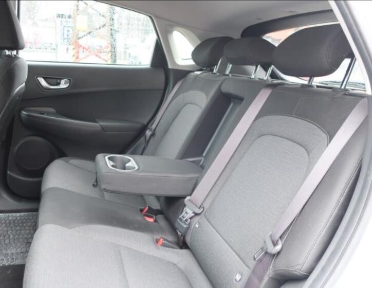 Hyundai Kona SUV / Terénní 0,0 150 kw