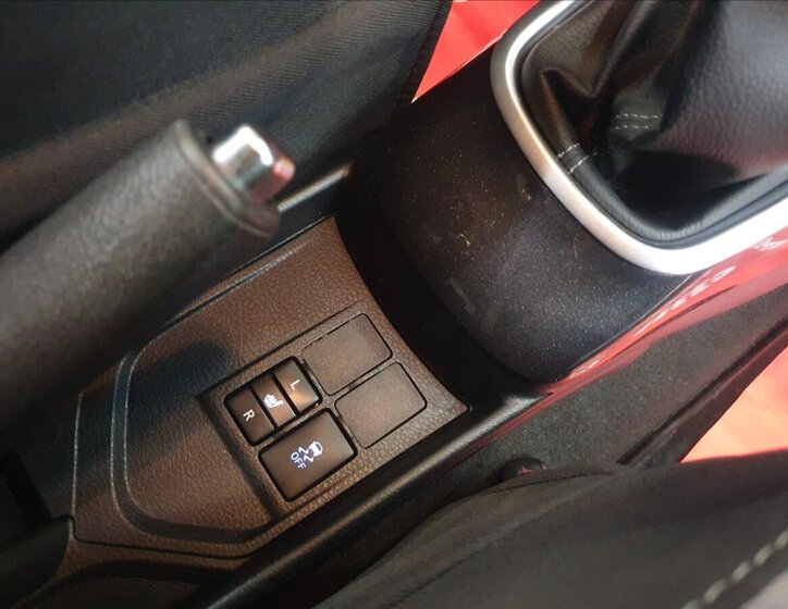 Toyota Yaris Hatchback 1,5 l 82 kw