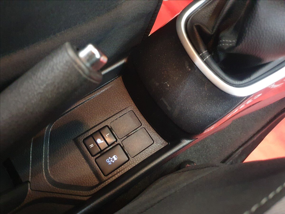 Toyota Yaris Hatchback 1,5 l 82 kw