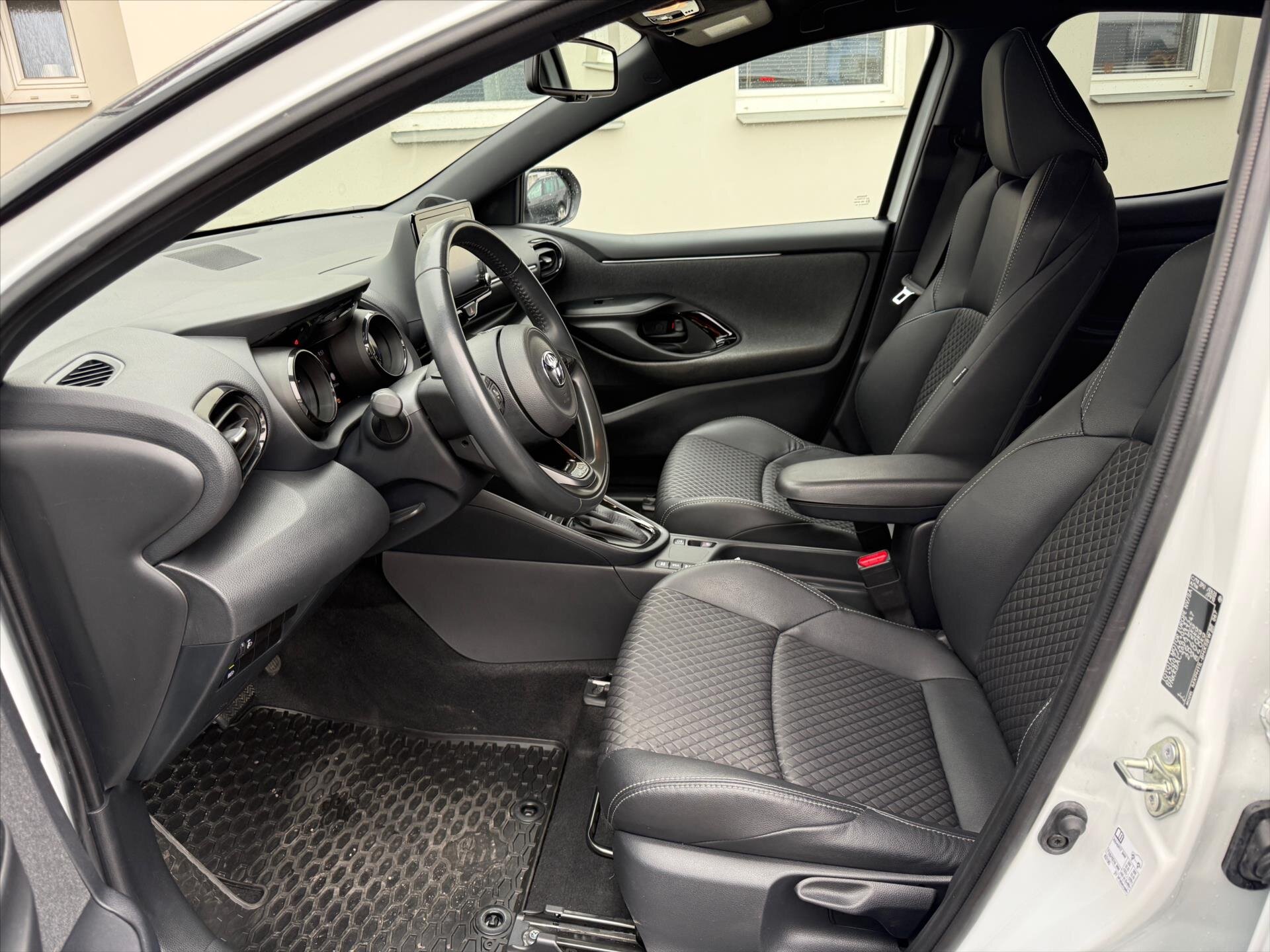 Toyota Yaris Hatchback 1,5 l 68 kw