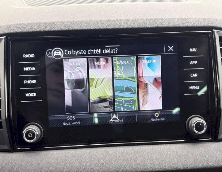 Škoda Karoq SUV 1,5 l 110 kw