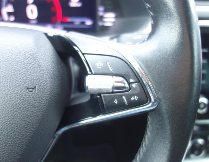 Škoda Superb Kombi 2,0 l 90 kw