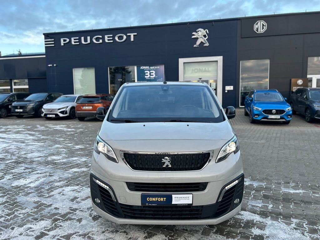 Peugeot Traveller
