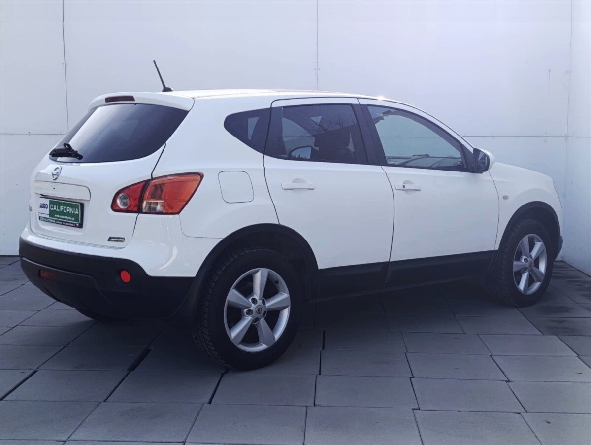 Nissan Qashqai SUV / Terénní 1,5 l 78 kw