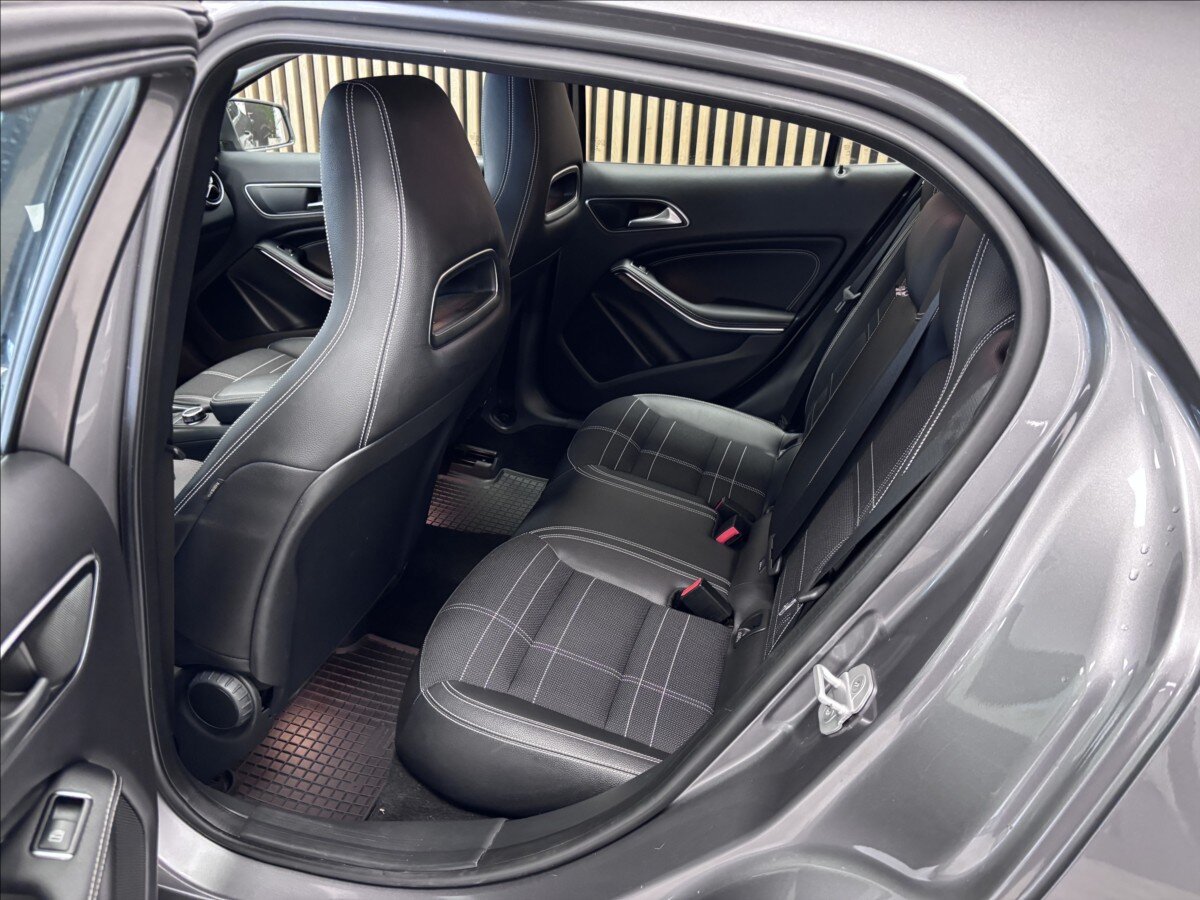 Mercedes-Benz GLA Kombi 1,6 l 90 kw