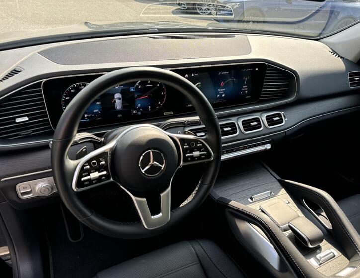 Mercedes-Benz GLE 10