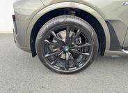 BMW X7 4