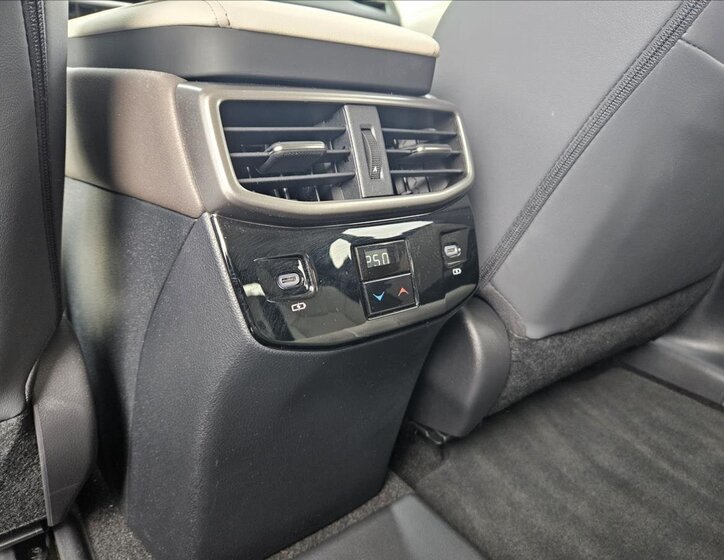 Lexus RX 450h SUV / Terénní 2,5 l 227 kw