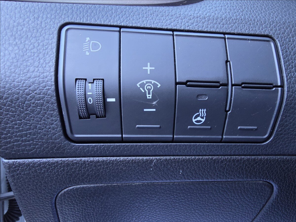 Hyundai i30 Hatchback 1,4 l 66 kw