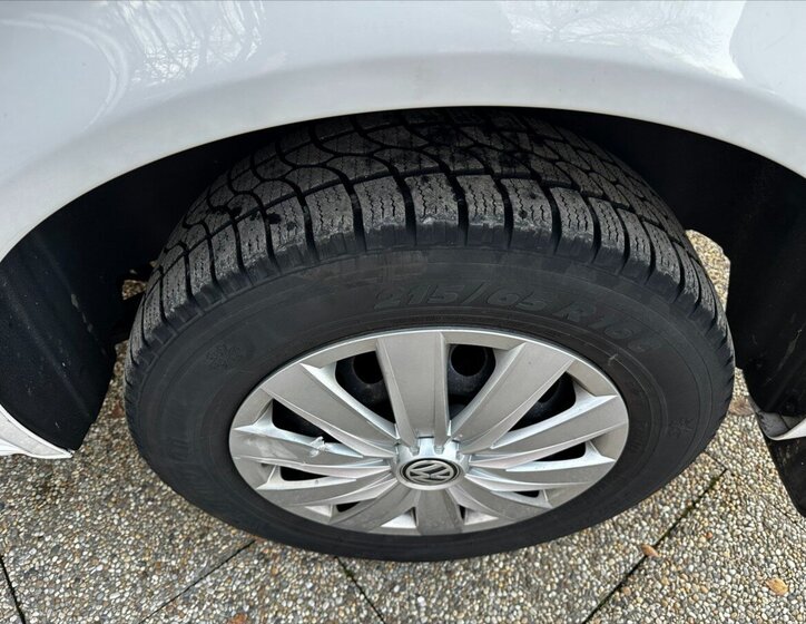 Volkswagen Caravelle 34