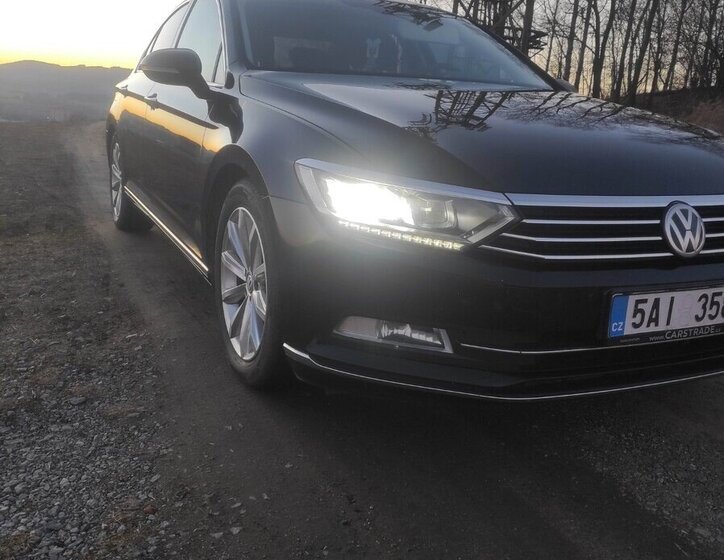 Volkswagen Passat Sedan / Limuzína 0,0 110 kw