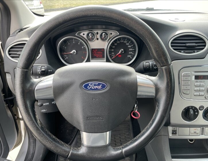 Ford Focus Kombi 1,6 l 74 kw