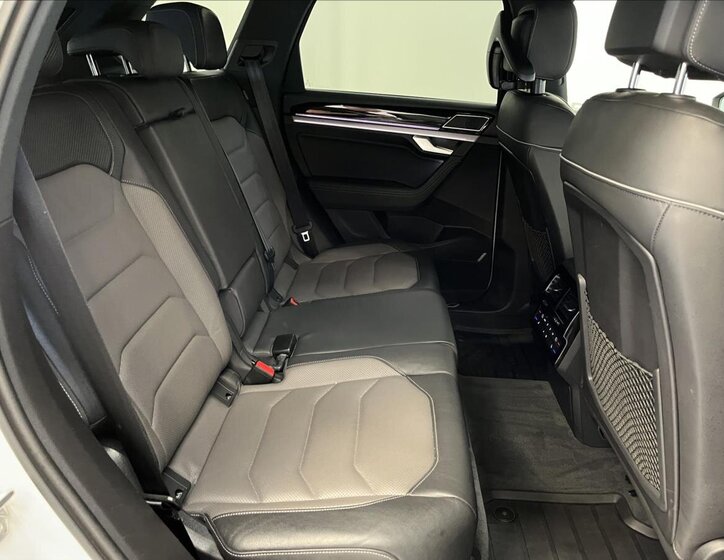 Volkswagen Touareg 24