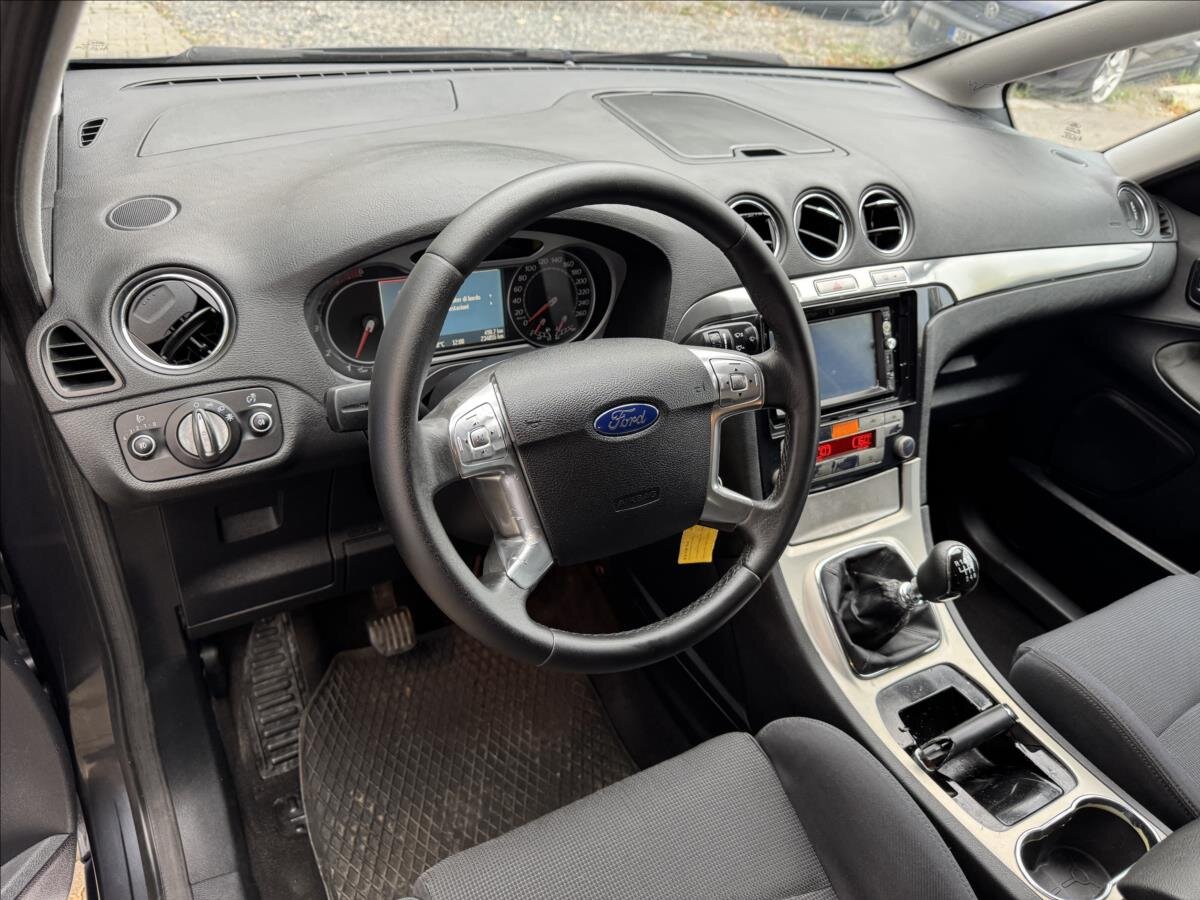 Ford S-MAX MPV 1,8 l 92 kw