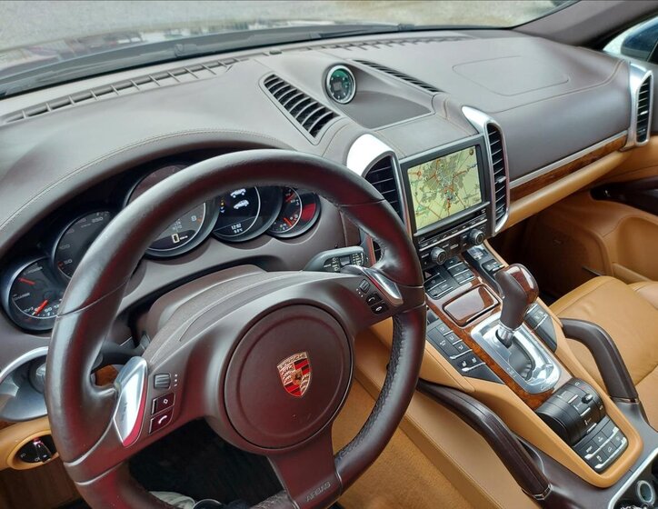 Porsche Cayenne 47