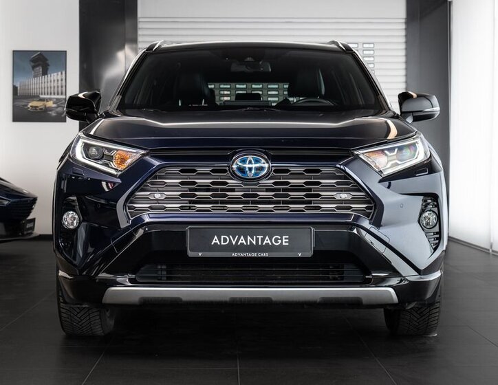 Toyota RAV4 SUV 2,5 l 131 kw