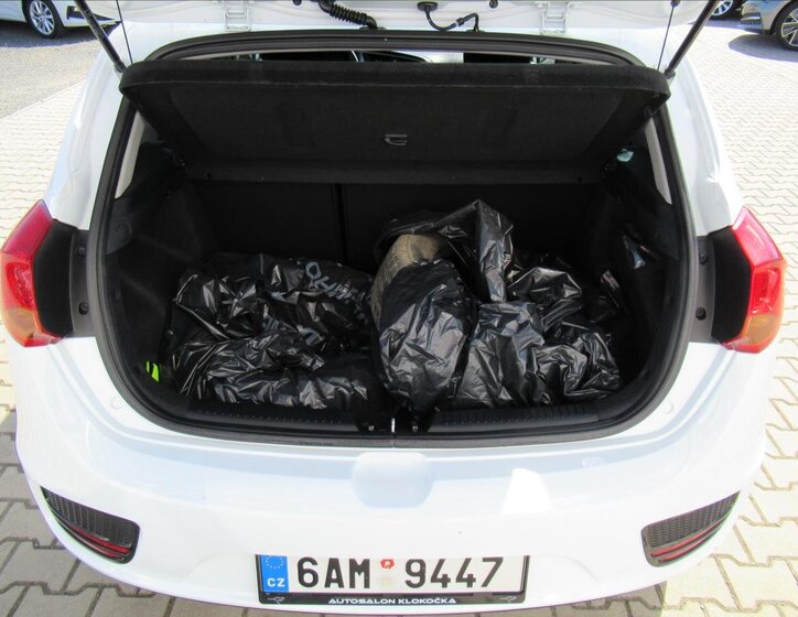 KIA Ceed Hatchback 1,4 l 66 kw