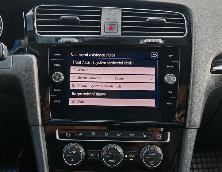 Volkswagen Golf Kombi 1,5 l 96 kw