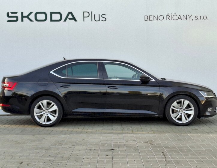 Škoda Superb 20