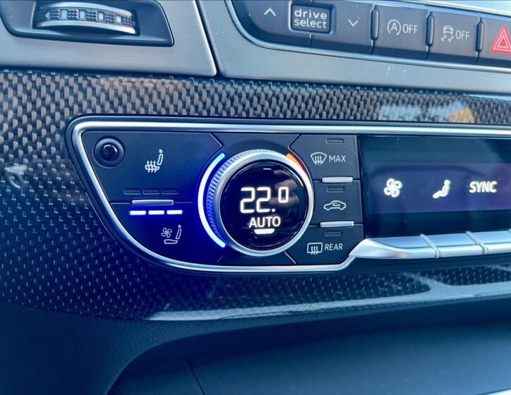 Audi SQ7 SUV / Terénní 4,0 l 320 kw