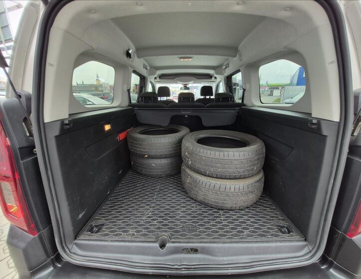 Citroën Berlingo MPV 1,5 l 96 kw