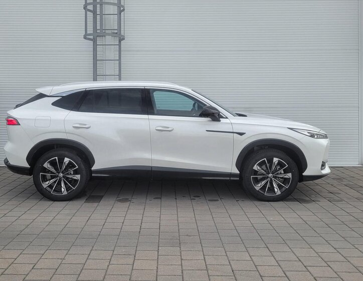 MG HS SUV 1,5 l 125 kw