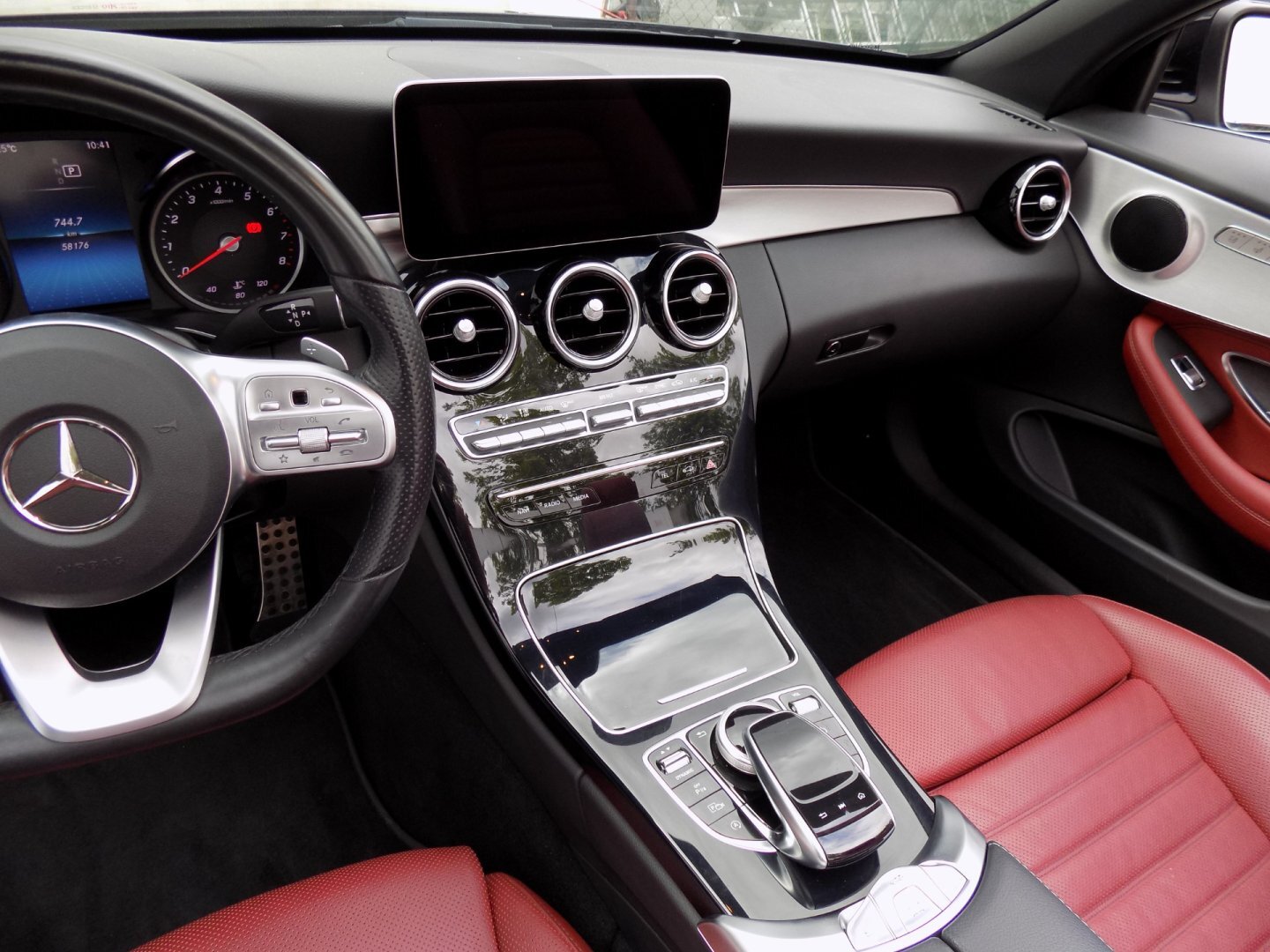 Mercedes-Benz Třídy C Kabriolet 3,0 l 245 kw
