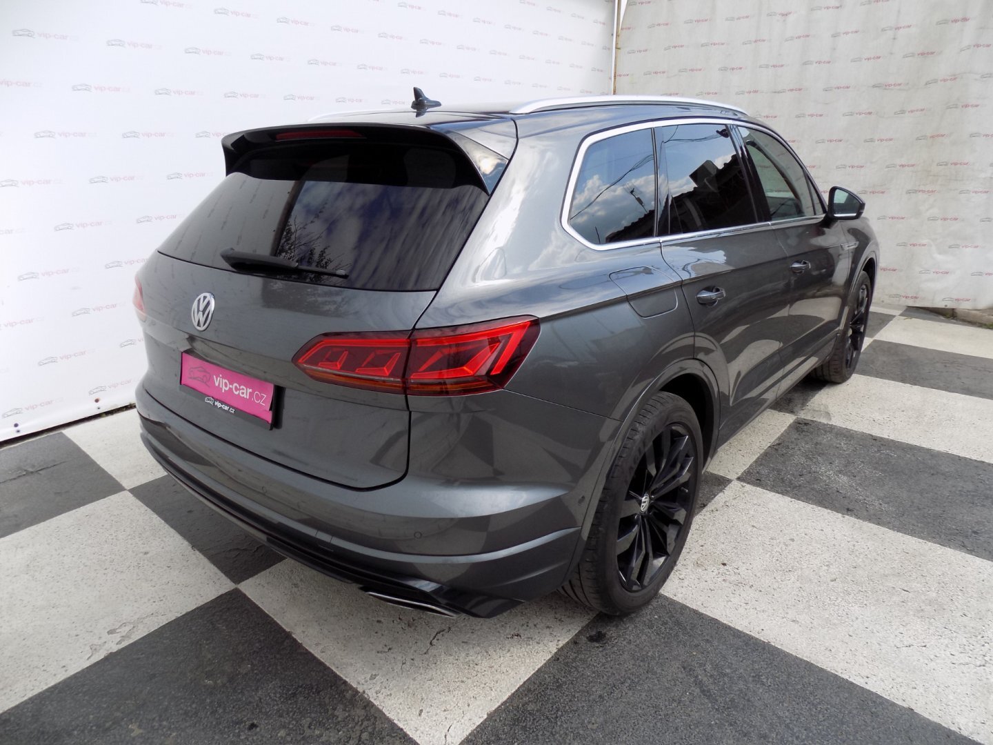 Volkswagen Touareg SUV / Terénní 3,0 l 210 kw