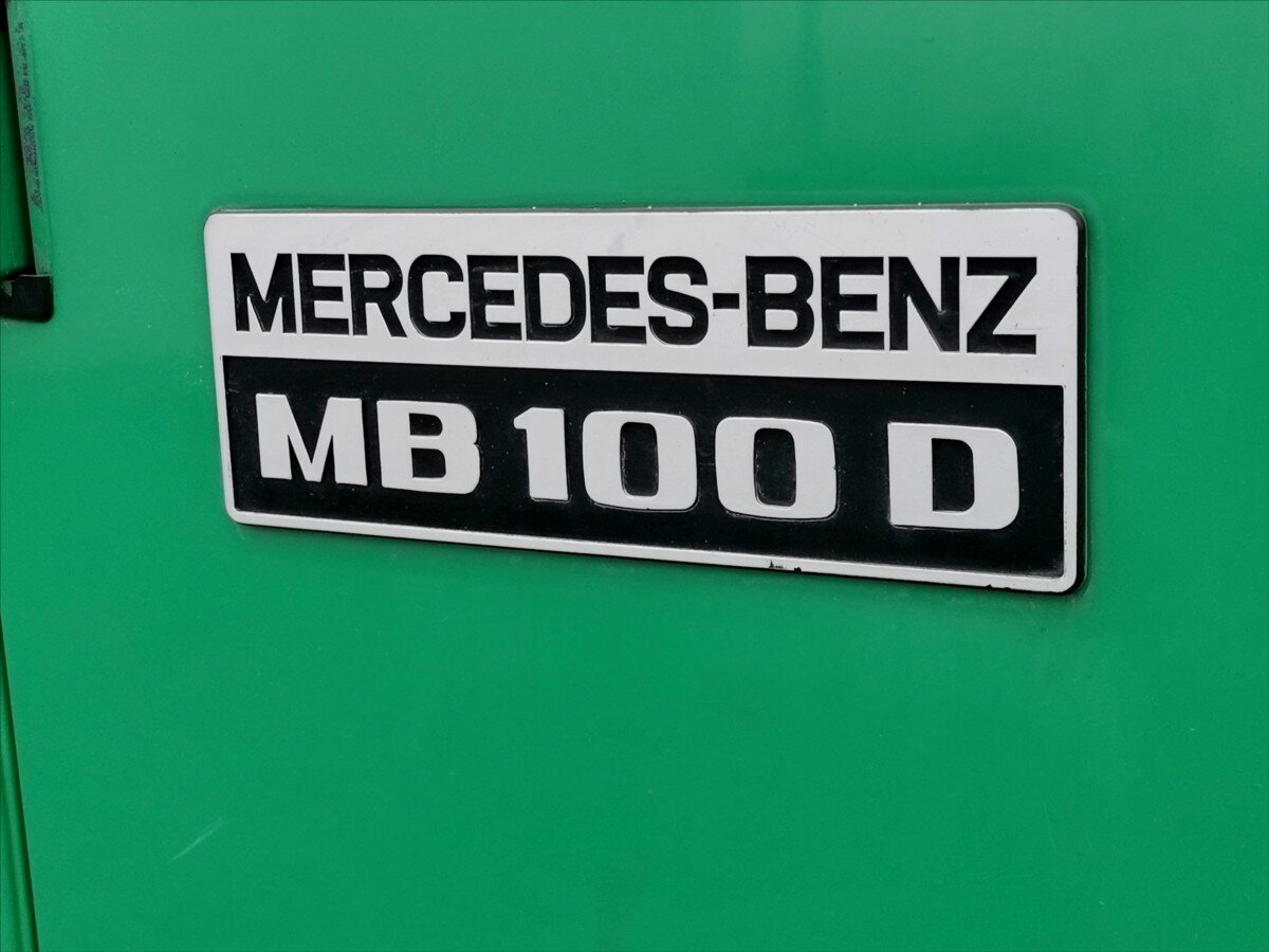 Mercedes-Benz Ostatní Skříň 2,4 l 55 kw