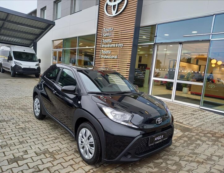 Toyota Aygo Hatchback 998,0 53 kw