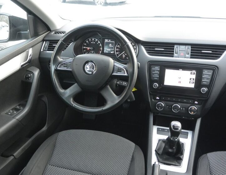 Škoda Octavia Kombi 2,0 l 110 kw