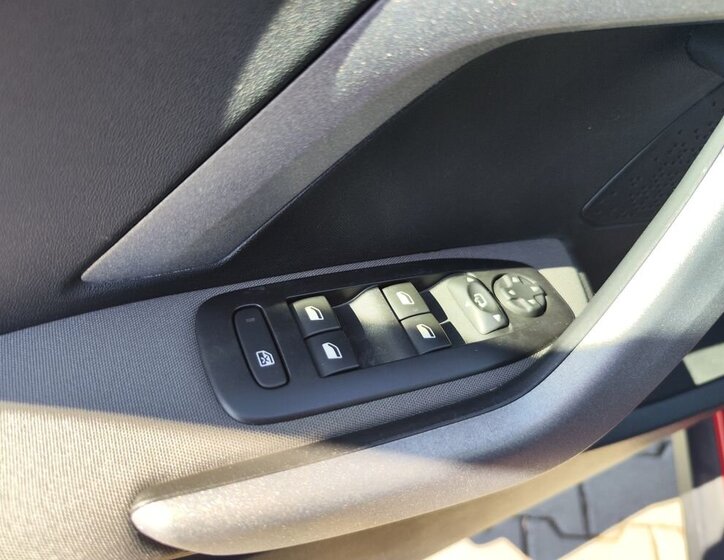 Peugeot 2008 SUV / Terénní 1,2 l 81 kw