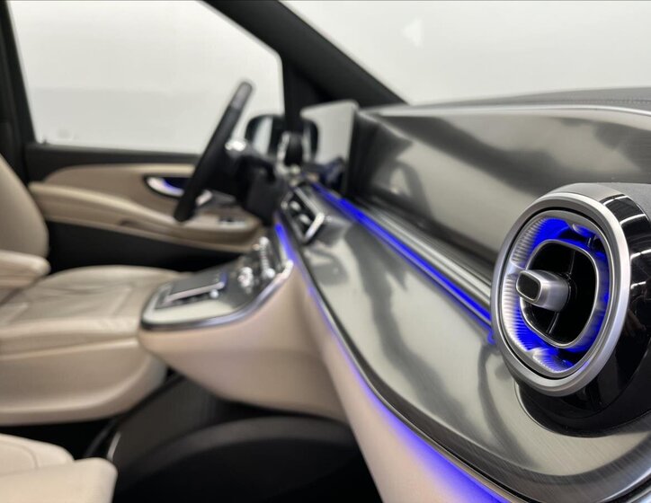 Mercedes-Benz Třídy V MPV 2,0 l 174 kw