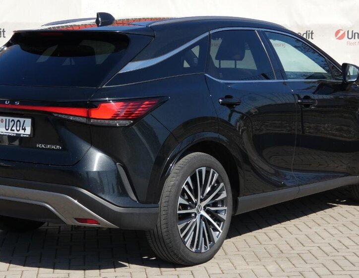 Lexus RX 350h SUV / Terénní 2,5 l 140 kw