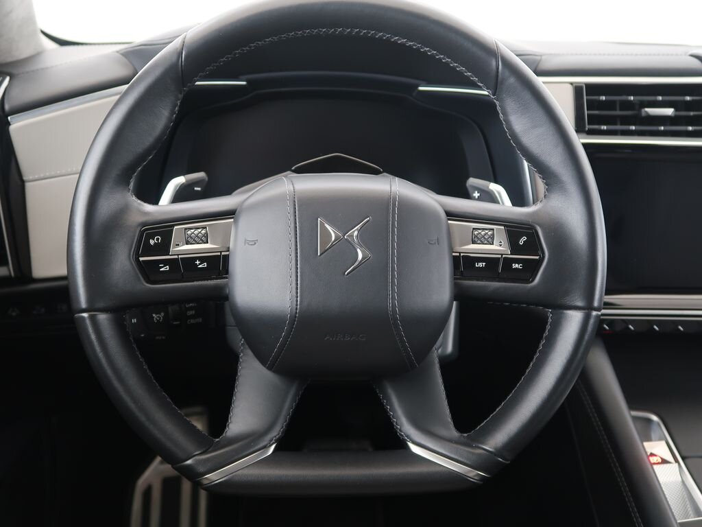 DS Automobiles DS9 Sedan / Limuzína 1,6 l 147 kw