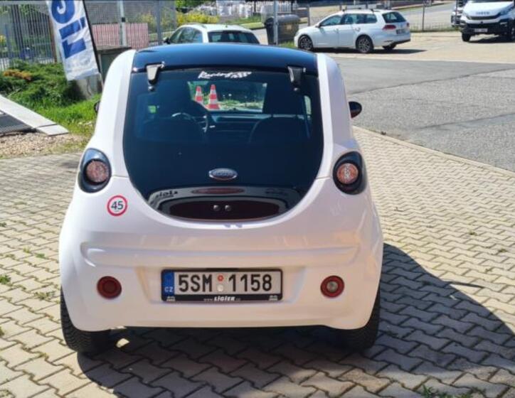 Microcar DUE 6