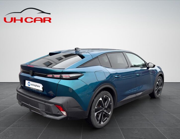 Peugeot 408 Liftback 1,2 l 96 kw