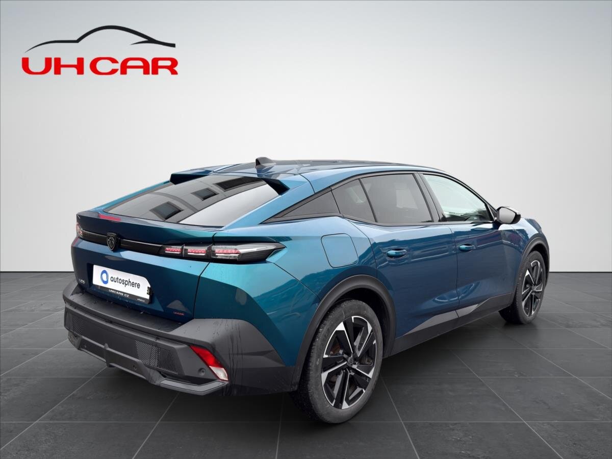 Peugeot 408 Liftback 1,2 l 96 kw