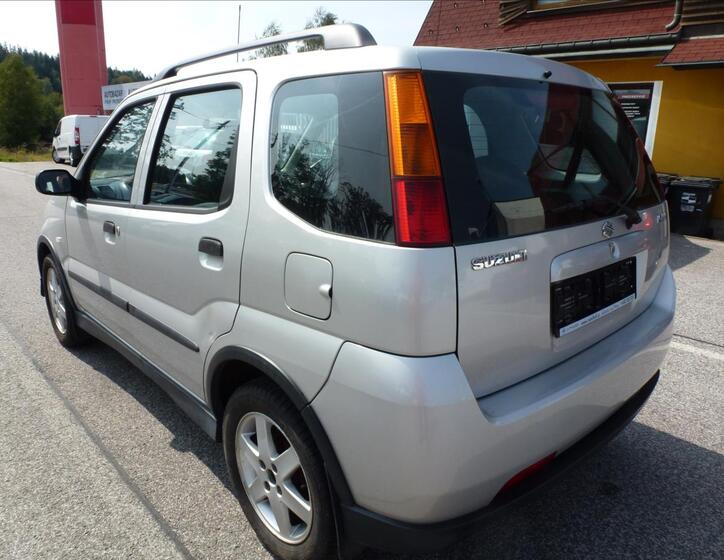 Suzuki Ignis 10