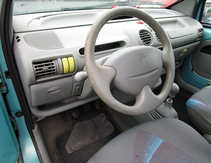 Renault Twingo Hatchback 1,1 l 43 kw