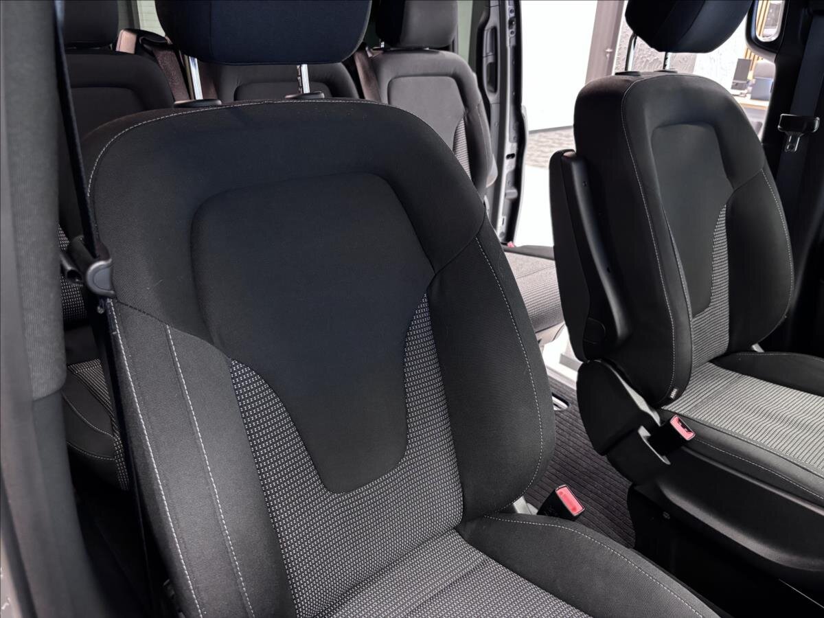 Mercedes-Benz Třídy V Kombi 2,0 l 174 kw