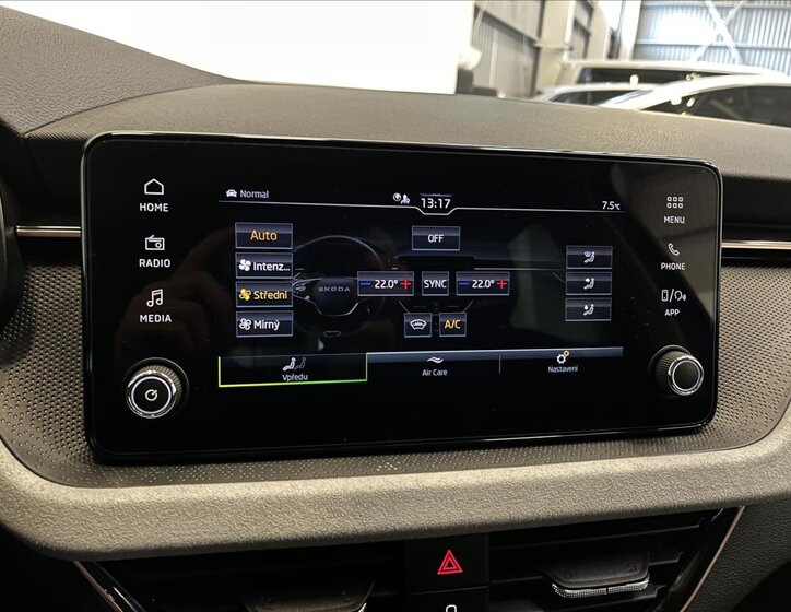 Škoda Scala Hatchback 1,5 l 110 kw