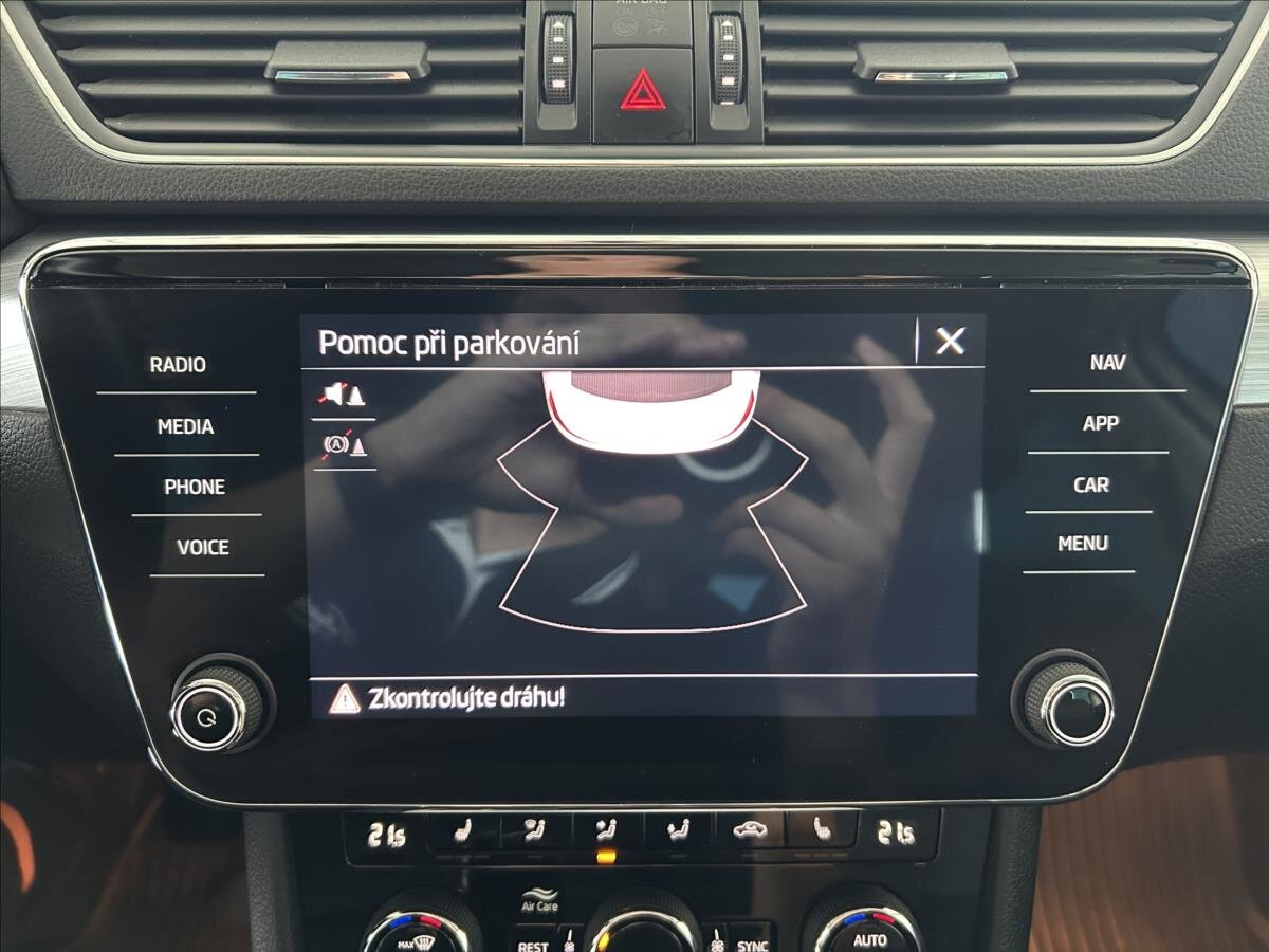 Škoda Superb Sedan / Limuzína 2,0 l 110 kw