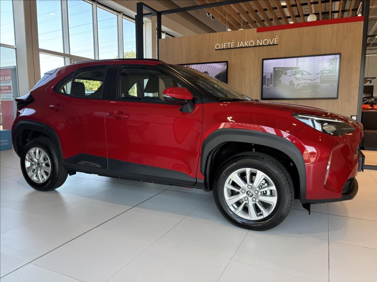 Toyota Yaris Cross SUV 1,5 l 85 kw