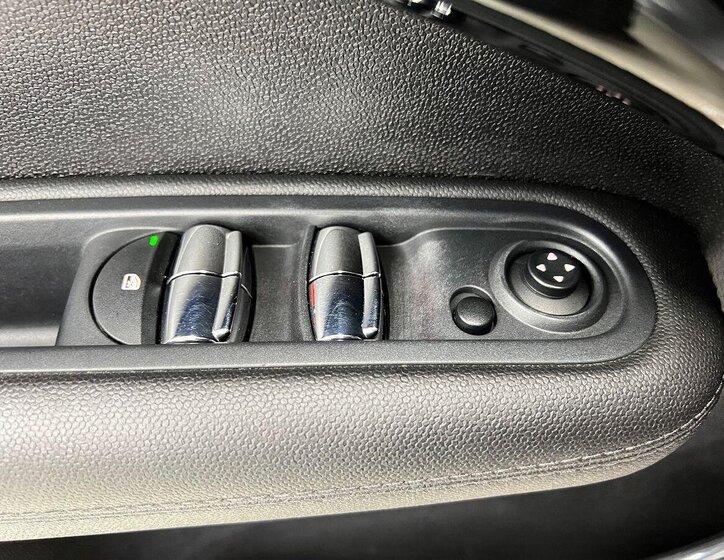 Mini Cooper S Hatchback 2,0 l 105 kw