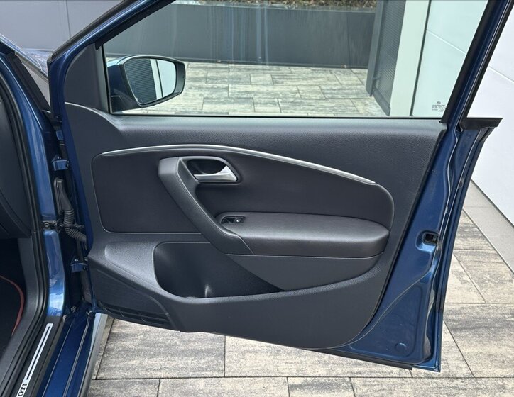 Volkswagen Polo Hatchback 1,8 l 141 kw