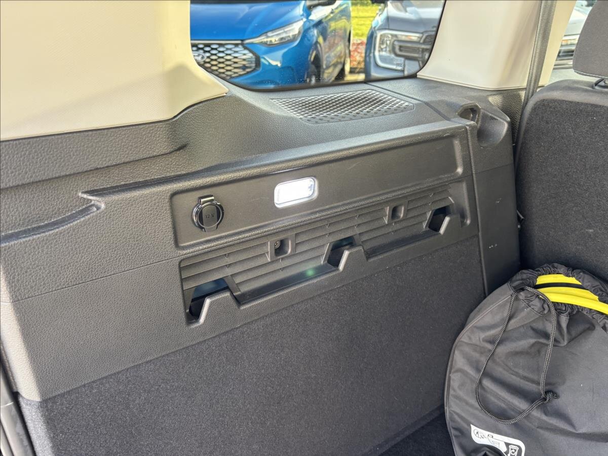 Ford Tourneo Connect MPV 1,5 l 110 kw