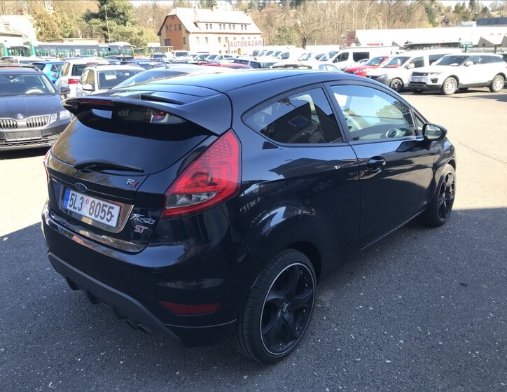 Ford Fiesta Hatchback 1,6 l 88 kw