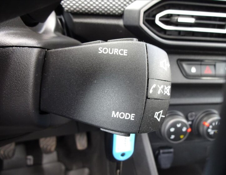 Dacia Sandero Hatchback 999,0 67 kw